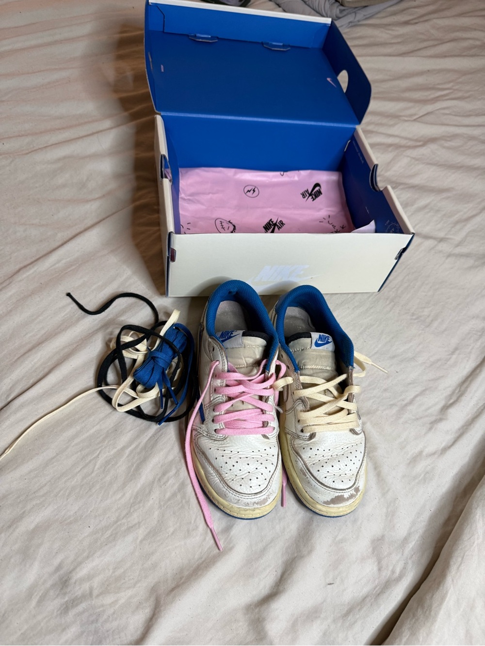 Travis Scott x Fragment Air Jordan 1 Low kids in sail military blue